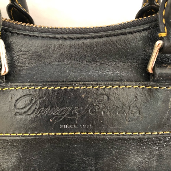 Dooney & Bourke black Leather crossbody and handle - Picture 2 of 15